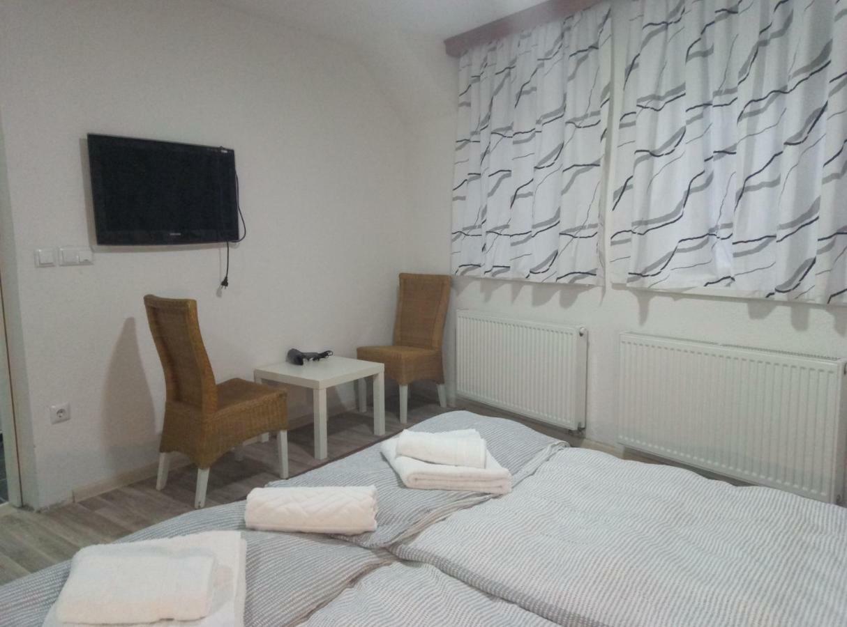 Apartments&Rooms Mido Високо Екстериор снимка