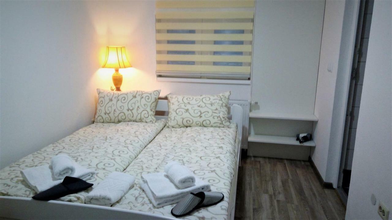 Apartments&Rooms Mido Високо Екстериор снимка
