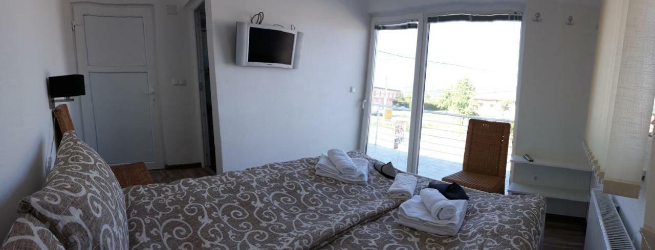 Apartments&Rooms Mido Високо Екстериор снимка