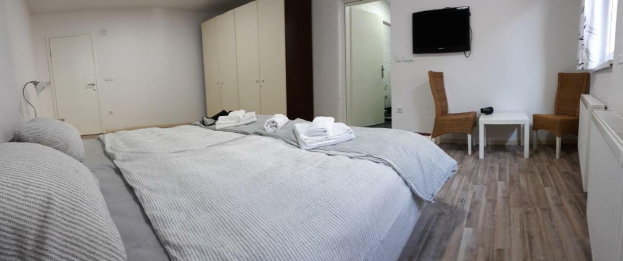 Apartments&Rooms Mido Високо Екстериор снимка
