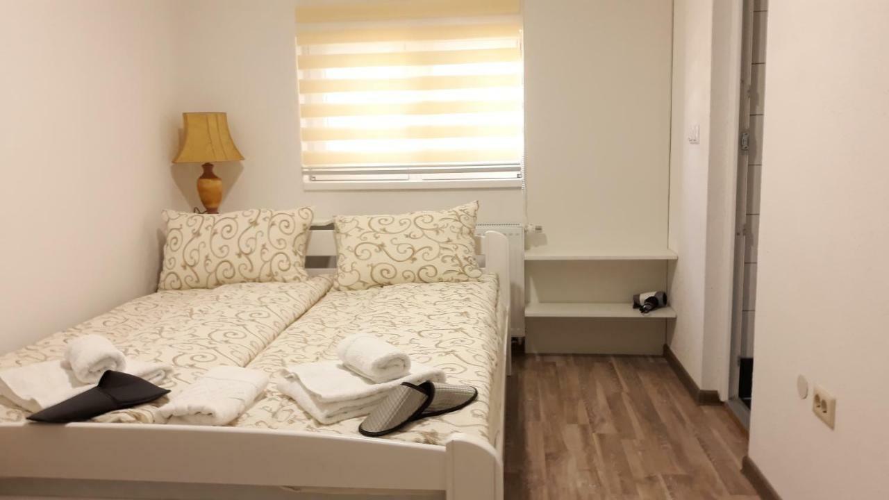Apartments&Rooms Mido Високо Екстериор снимка