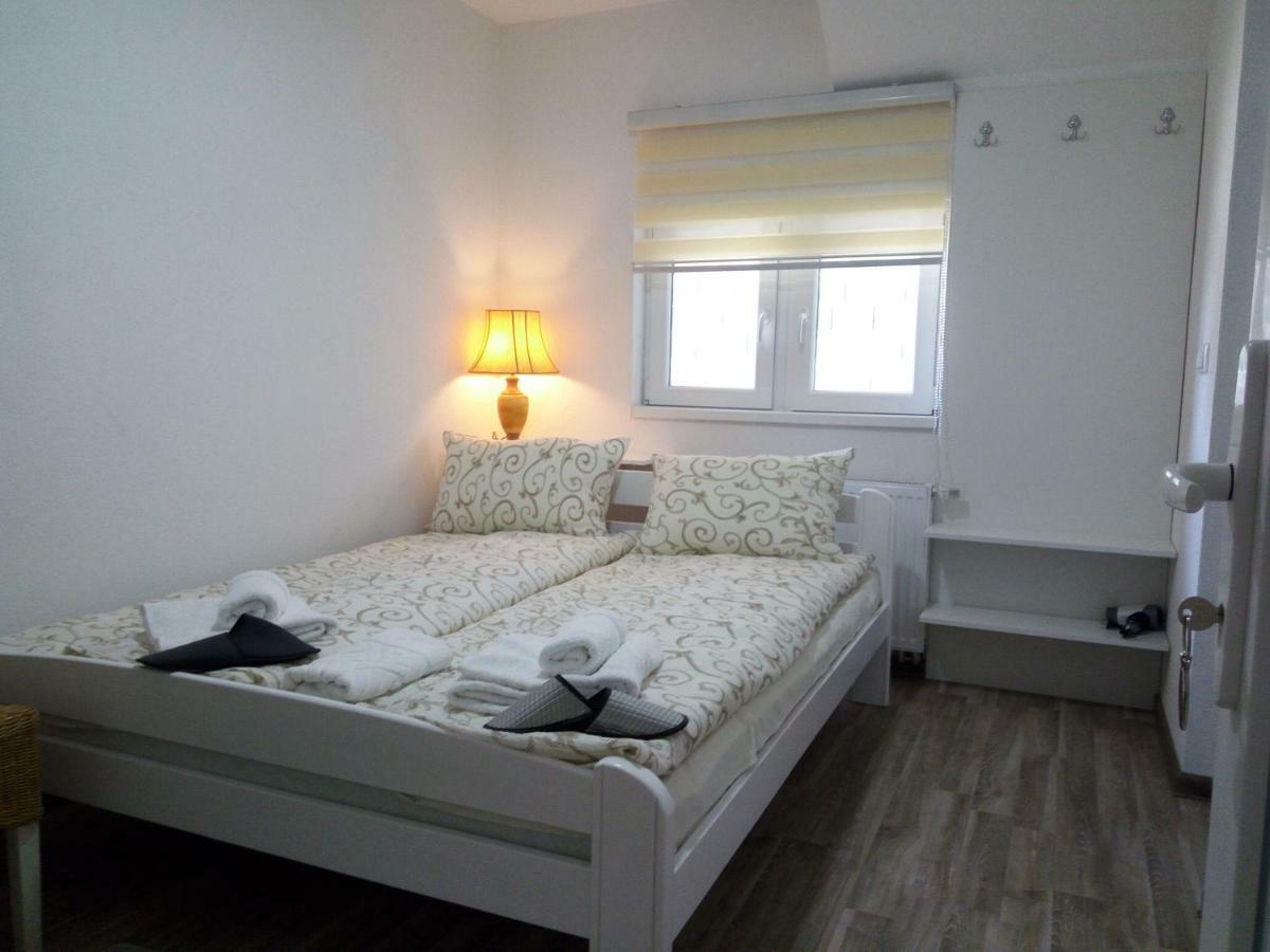 Apartments&Rooms Mido Високо Екстериор снимка